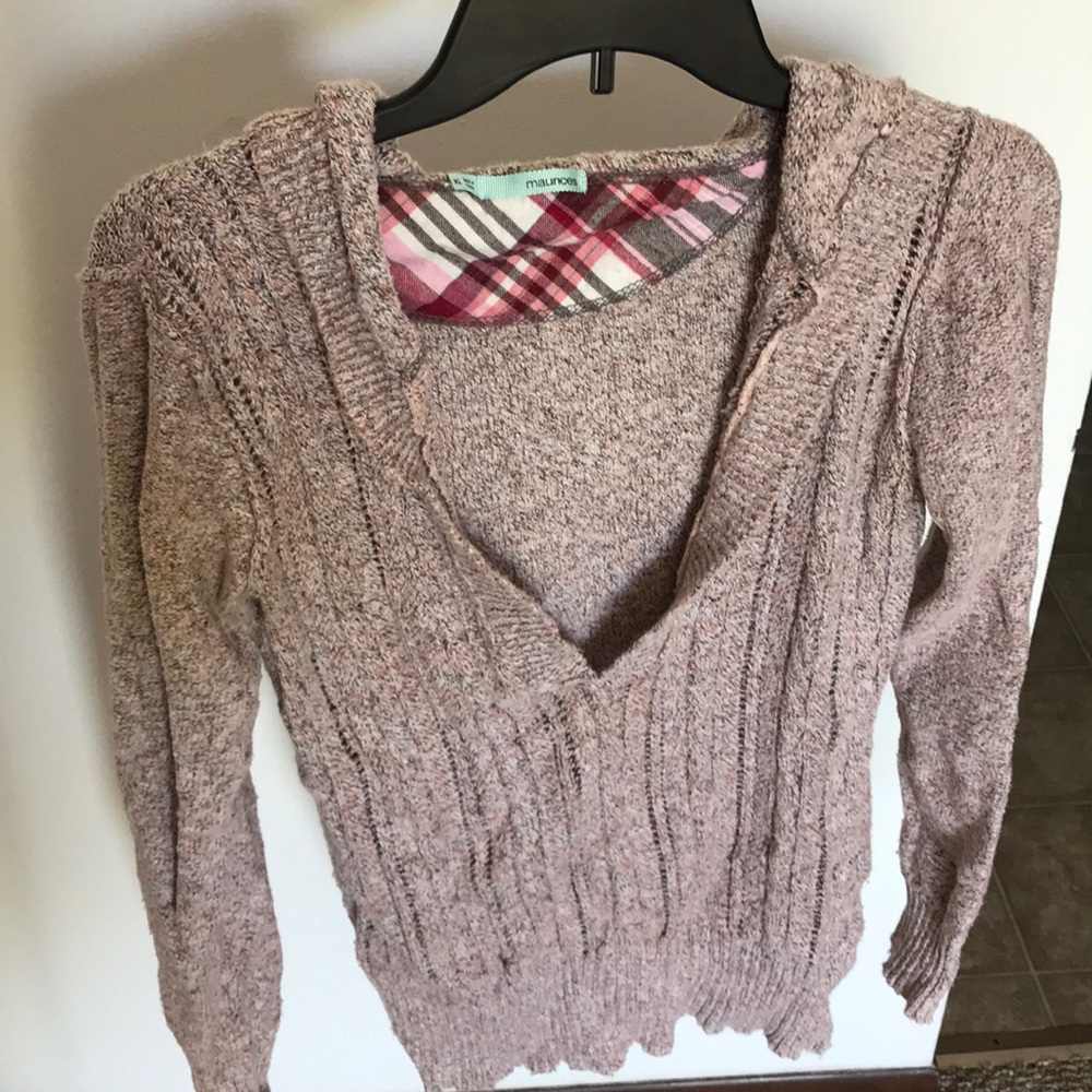 Hooded sweater